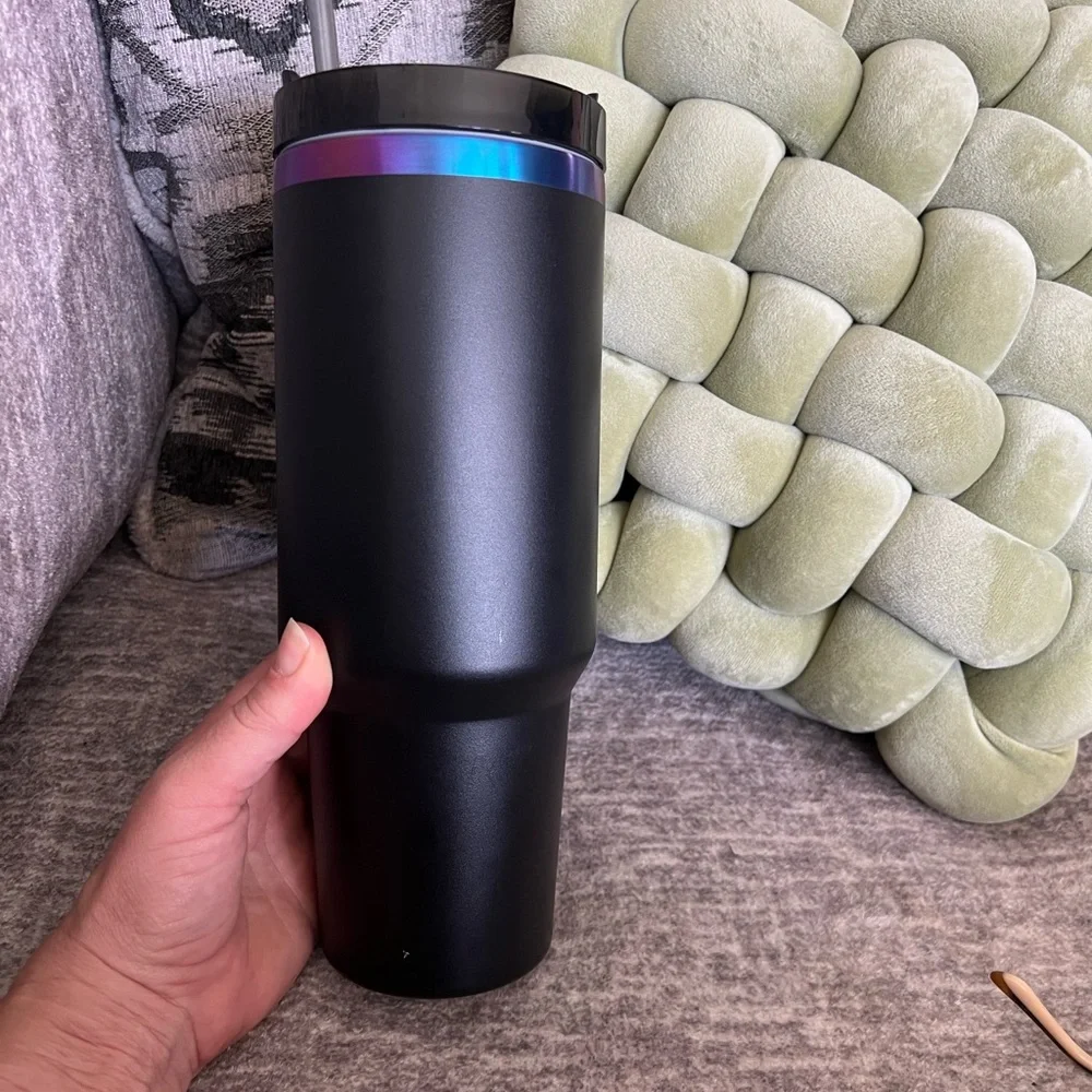 Stanley Black Chrome Quencher - Picture 4 of 10